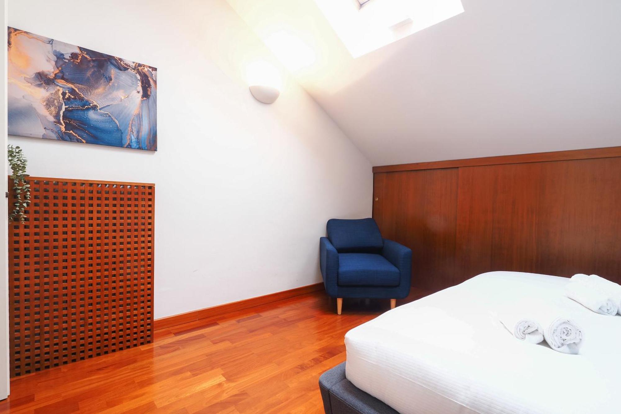 Appartamento Primopiano - Pavia C *